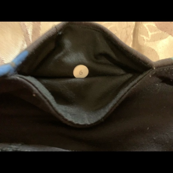 Lululemon Skinny Groove Pants - Picture 9 of 9